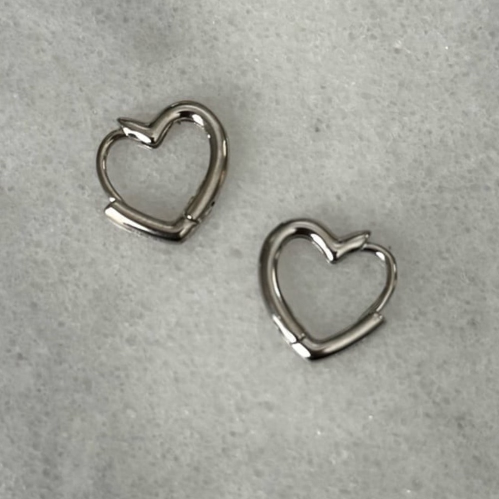 Sterling Silver Heart Huggie Hoop Earrings 

Brand New